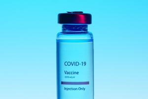 FDA ПОВНІСТЮ СХВАЛИВ ВАКЦИНУ ВІД COVID-19 ВІД Pfizer-BioNTech